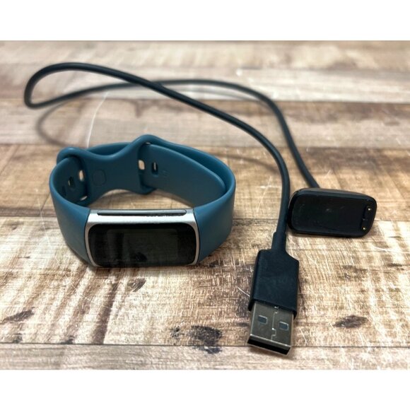 Fitbit Charge 5 Fitness Tracker fb421 Sleep Monitor Activity W/ Charger Watch - Picture 1 of 4